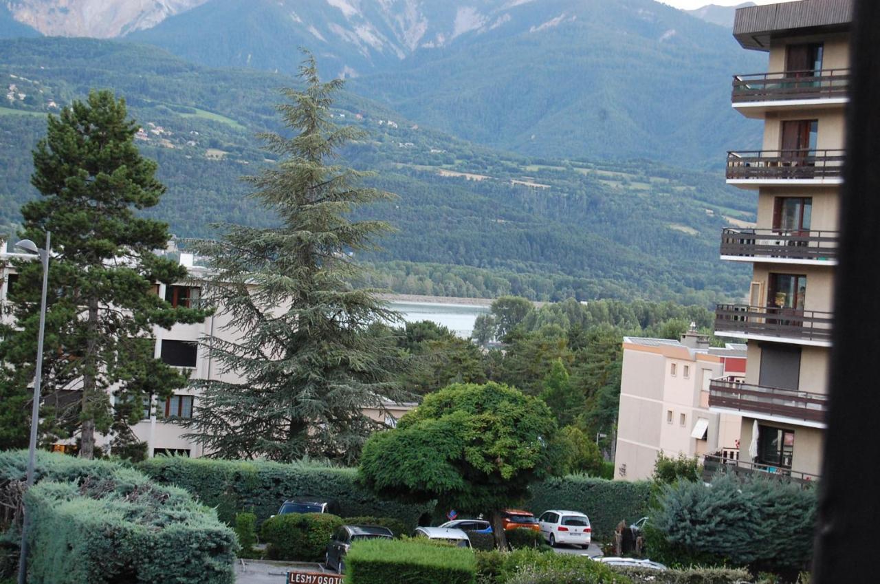 Appartement Agreable A Deux Pas Du Plan D'Eau Embrun Eksteriør billede
