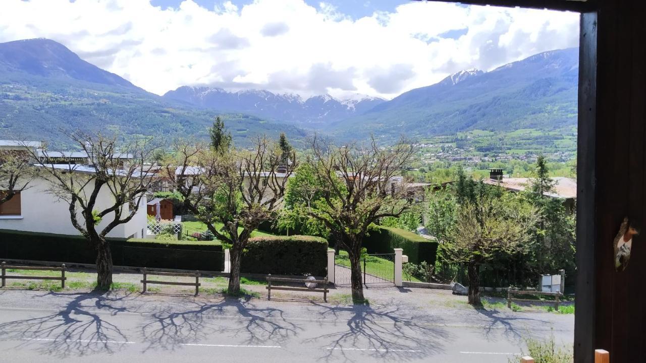 Appartement Agreable A Deux Pas Du Plan D'Eau Embrun Eksteriør billede