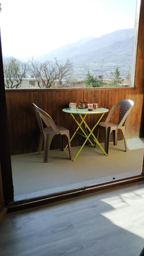 Appartement Agreable A Deux Pas Du Plan D'Eau Embrun Eksteriør billede