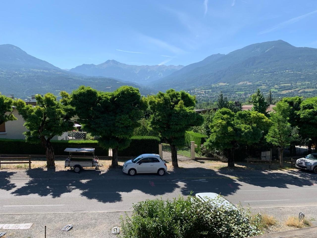 Appartement Agreable A Deux Pas Du Plan D'Eau Embrun Eksteriør billede