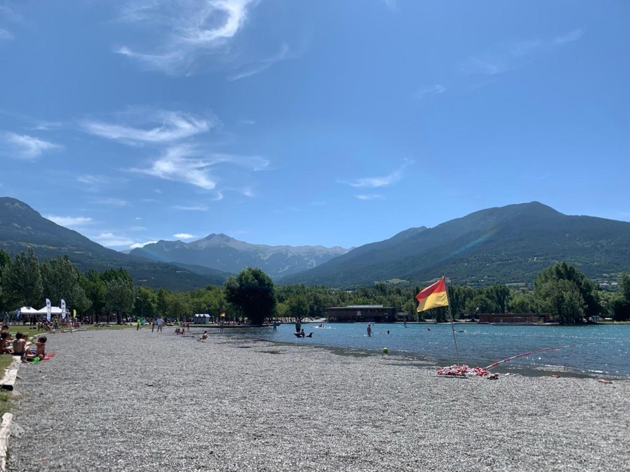 Appartement Agreable A Deux Pas Du Plan D'Eau Embrun Eksteriør billede